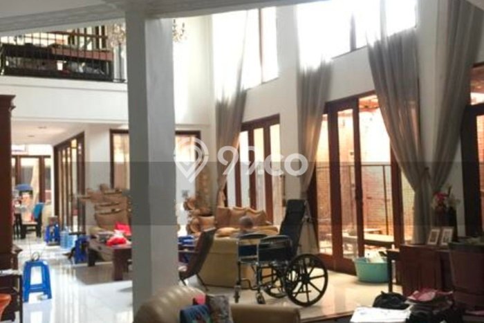 Hunian Elit LB 342m2 Siap Pakai Desain Elegan di BSD, Tangerang Hunian Elit LB 342m2 Siap Pakai Desain Elegan di BSD, Tangerang