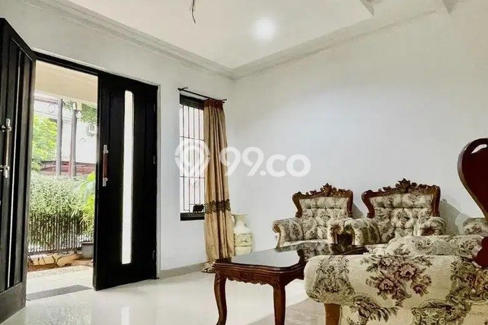 Disewakan! Rumah 3 Kamar Tidur &
3 Kamar Mandi di Kelapa Dua, Jakarta Barat Disewakan! Rumah 3 Kamar Tidur &
3 Kamar Mandi di Kelapa Dua, Jakarta Barat