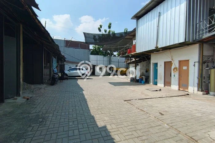 Unit Gudang Paling Strategis di Bekasi Selatan Bekasi dengan LB 108m2 Unit Gudang Paling Strategis di Bekasi Selatan Bekasi dengan LB 108m2