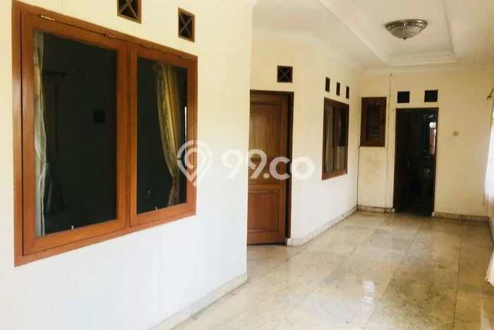 Rumah Asri area Pondok Gede, 8 KT, Luas 790m2m² Bangunan 600m2m² Rumah Asri area Pondok Gede, 8 KT, Luas 790m2m² Bangunan 600m2m²