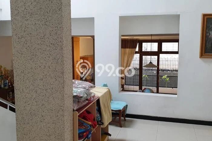 Hunian Mewah LB 450m2 Siap Huni Desain Elegan di Halmahera, Semarang Hunian Mewah LB 450m2 Siap Huni Desain Elegan di Halmahera, Semarang