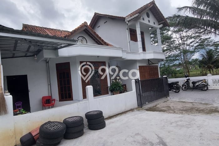 Hunian Cantik Modern Lb 114m2 di Tuntang, Semarang Hunian Cantik Modern Lb 114m2 di Tuntang, Semarang
