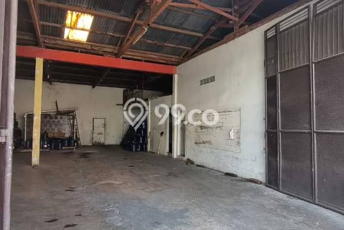 Unit Gudang Disewakan di Ungaran di Area Ramai & Strategis Unit Gudang Disewakan di Ungaran di Area Ramai & Strategis