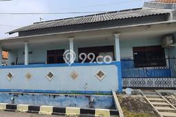 PROPERTI PILIHAN! Rumah Nyaman area , LT 120m2m² LB 120m2m² PROPERTI PILIHAN! Rumah Nyaman area , LT 120m2m² LB 120m2m²