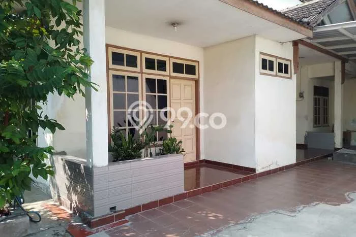 Hunian Nyaman Asri 4 KT Siap Pakai di Puri Anjasmoro Semarang Hunian Nyaman Asri 4 KT Siap Pakai di Puri Anjasmoro Semarang
