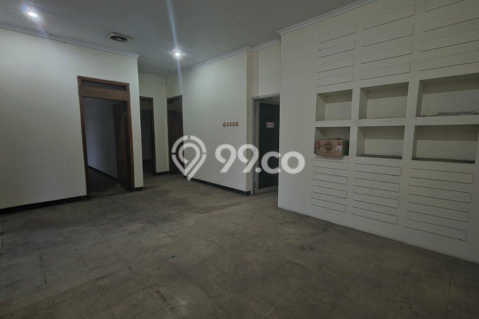 Komersial Dijual di Prime Area Semarang Luas 309m2 Komersial Dijual di Prime Area Semarang Luas 309m2