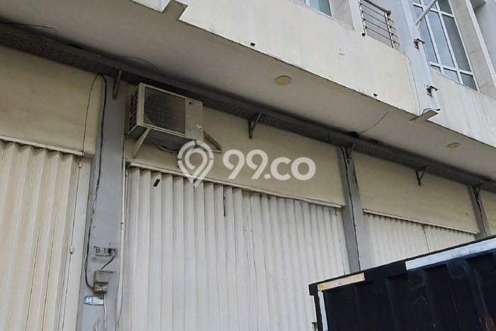 Ruko Kawasan Niaga di Semarang Utara, Luas 144m², Siap Usaha Ruko Kawasan Niaga di Semarang Utara, Luas 144m², Siap Usaha