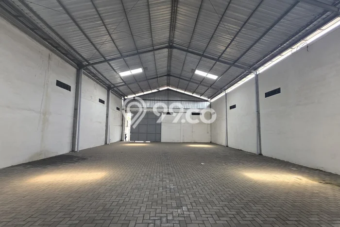 Disewakan Gudang di Kawasan Ramai Tugurejo Luas 377m2 Disewakan Gudang di Kawasan Ramai Tugurejo Luas 377m2