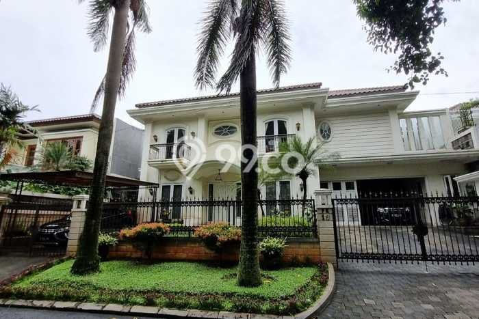 Hunian Elit LB 650m2 Siap Pakai Desain Elegan di Pondok Indah, Jakarta Selatan Hunian Elit LB 650m2 Siap Pakai Desain Elegan di Pondok Indah, Jakarta Selatan
