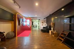 Dijual Rumah Luas Elegan Dengan View Eksklusif di Kemang, Jakarta Selatan Dijual Rumah Luas Elegan Dengan View Eksklusif di Kemang, Jakarta Selatan