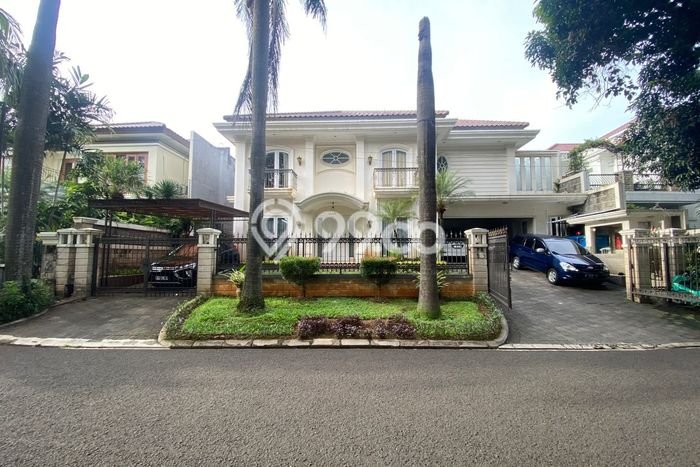 Hunian Elit LB 650m2 Siap Pakai Desain Elegan di Pondok Indah, Jakarta Selatan Hunian Elit LB 650m2 Siap Pakai Desain Elegan di Pondok Indah, Jakarta Selatan
