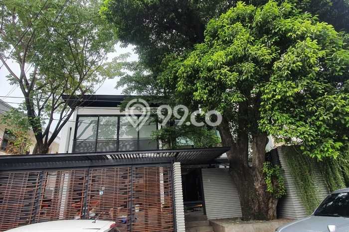 Siap Huni Hunian Elit 4 Kamar di Menteng Dekat ke Mana Saja Siap Huni Hunian Elit 4 Kamar di Menteng Dekat ke Mana Saja