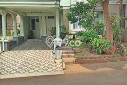 SEGERA MILIKI! Rumah area Kota Wisata, Bogor, Luas 180m² Bangunan 220m² SEGERA MILIKI! Rumah area Kota Wisata, Bogor, Luas 180m² Bangunan 220m²