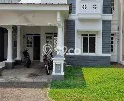 Rumah Mewah dengan Luas Tanah 144m² di Kawasan Elite Kota Wisata, Bogor Rumah Mewah dengan Luas Tanah 144m² di Kawasan Elite Kota Wisata, Bogor