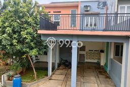 PRIME LOCATION! Rumah Berkembang area Cibubur, LT 160m² Bangunan 230m² PRIME LOCATION! Rumah Berkembang area Cibubur, LT 160m² Bangunan 230m²