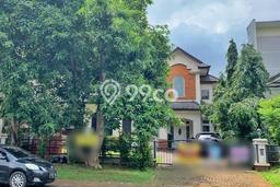 PENAWARAN TERBAIK! Rumah Strategis di Kota Wisata, Luas 375m² Bangunan 250m² PENAWARAN TERBAIK! Rumah Strategis di Kota Wisata, Luas 375m² Bangunan 250m²