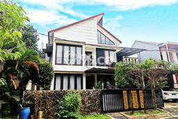 Rumah Elit Modern Tanpa Renovasi di Cibubur Bekasi Rumah Elit Modern Tanpa Renovasi di Cibubur Bekasi