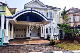 Hunian Mewah LB 350m2 Siap Huni Desain Elegan di Kota Wisata, Bogor Hunian Mewah LB 350m2 Siap Huni Desain Elegan di Kota Wisata, Bogor