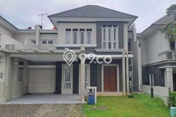 Ready to Use! Luxury House LT 220m2 Desain Modern di Kota Wisata Ready to Use! Luxury House LT 220m2 Desain Modern di Kota Wisata