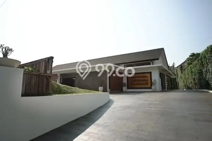 Jual Rumah Luas Megah Dengan View Cantik di Taman Kencana, Bogor Jual Rumah Luas Megah Dengan View Cantik di Taman Kencana, Bogor