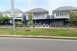 Ready to Use! Luxury House LT 330m2 Desain Elegan di Kota Wisata Ready to Use! Luxury House LT 330m2 Desain Elegan di Kota Wisata