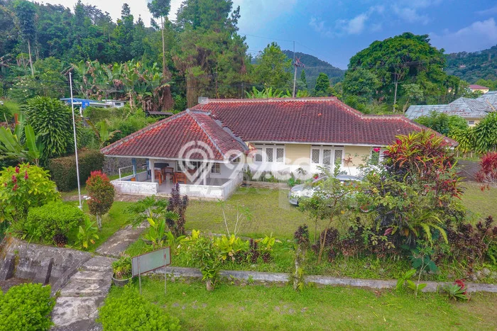 Bisnis Potensial! Vila Kawasan Megamendung, Dimensi 3325m2m², Posisi Strategis Bisnis Potensial! Vila Kawasan Megamendung, Dimensi 3325m2m², Posisi Strategis