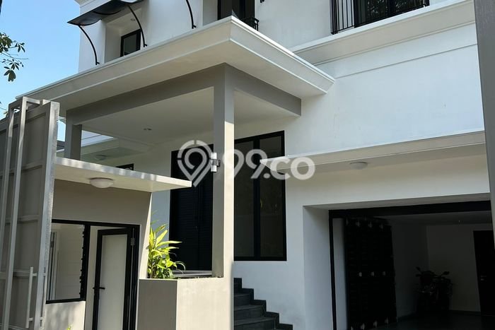 Dijual Rumah Premium dengan Fasilitas Sekitar Lengkap di Cilandak, Jakarta Selatan Dijual Rumah Premium dengan Fasilitas Sekitar Lengkap di Cilandak, Jakarta Selatan