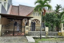For Sale Rumah 3 Kamar Lokasi Ideal Bagus dan Strategis di Wiyung For Sale Rumah 3 Kamar Lokasi Ideal Bagus dan Strategis di Wiyung