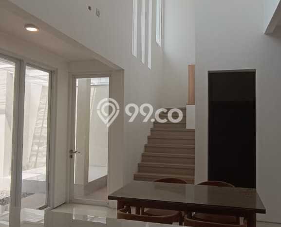 Hunian Eksklusif Siap Huni LT 170m2 di Wiyung, Surabaya Hunian Eksklusif Siap Huni LT 170m2 di Wiyung, Surabaya