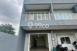 Dijual Ruko di Wiyung Surabaya LT 112m2 / LB 250m2 Dijual Ruko di Wiyung Surabaya LT 112m2 / LB 250m2