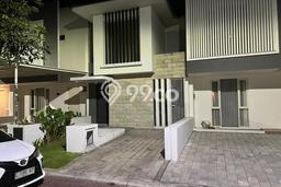 Disewakan Rumah Konsep Modern di Wiyung Surabaya dengan 3 KT Disewakan Rumah Konsep Modern di Wiyung Surabaya dengan 3 KT