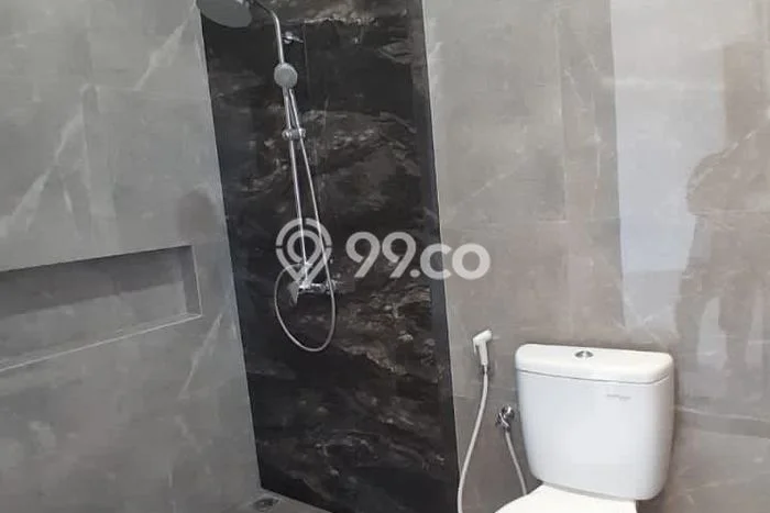 Rumah Mewah LB 350m2 Siap Pakai Desain Elegan di Citraland, Surabaya Rumah Mewah LB 350m2 Siap Pakai Desain Elegan di Citraland, Surabaya