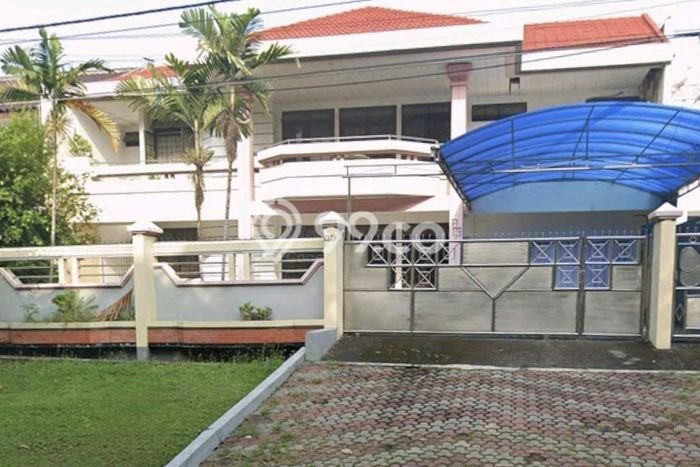 Rumah Luxury Modern Tanpa Renovasi di Darmo Permai Surabaya Rumah Luxury Modern Tanpa Renovasi di Darmo Permai Surabaya