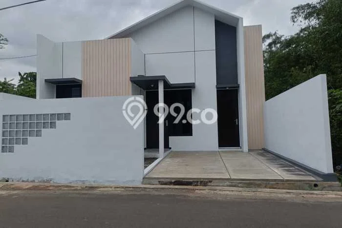 Dijual Cepat Rumah 2 KT 1 KM di Mijen, Semarang Dijual Cepat Rumah 2 KT 1 KM di Mijen, Semarang