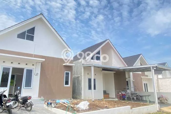 Jual Rumah Murah Meriah Ngaliyan Punya 2 KT & LT 120m2 Jual Rumah Murah Meriah Ngaliyan Punya 2 KT & LT 120m2