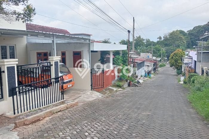 Jual Rumah Murah Meriah Ngaliyan Punya 2 KT & LT 104m2 Jual Rumah Murah Meriah Ngaliyan Punya 2 KT & LT 104m2