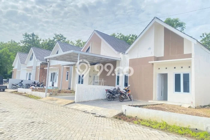 Jual Rumah Murah Meriah Ngaliyan Punya 2 KT & LT 120m2 Jual Rumah Murah Meriah Ngaliyan Punya 2 KT & LT 120m2