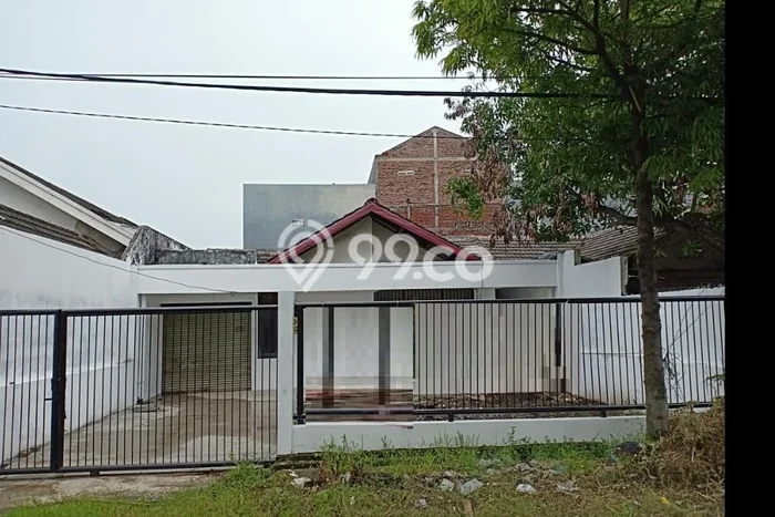 Dijual Cepat Rumah Favorit Siap Huni LB 130m2 di Benowo, Surabaya Dijual Cepat Rumah Favorit Siap Huni LB 130m2 di Benowo, Surabaya