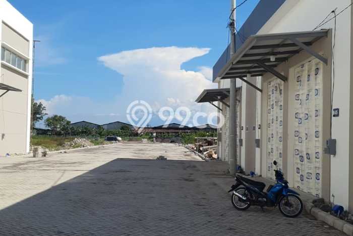 Disewakan Gudang komersial di Driyorejo luas bangunan 98m2 Disewakan Gudang komersial di Driyorejo luas bangunan 98m2