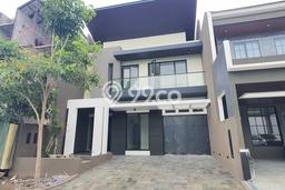 Jual Rumah Luas Megah Dengan View Eksklusif di Citraland, Surabaya Jual Rumah Luas Megah Dengan View Eksklusif di Citraland, Surabaya