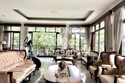 Rumah Mewah LB 500m2 Siap Pakai Desain Elegan di Sentul City, Bogor Rumah Mewah LB 500m2 Siap Pakai Desain Elegan di Sentul City, Bogor
