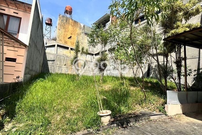 Lahan Dijual Lokasi Strategis di Bandung dengan Luas 269m2 Lahan Dijual Lokasi Strategis di Bandung dengan Luas 269m2