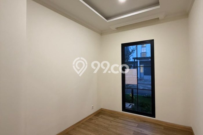 Disewakan Rumah Murah di Summarecon Serpong Tangerang dengan 4 KT Disewakan Rumah Murah di Summarecon Serpong Tangerang dengan 4 KT
