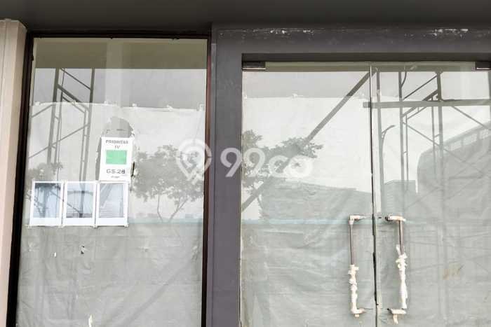 Disewakan Ruko di Kawasan Ramai Gading Serpong Luas 300m2 Disewakan Ruko di Kawasan Ramai Gading Serpong Luas 300m2