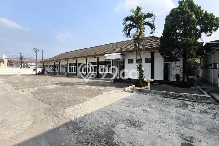 Unit Gudang Dijual di Bandung LT 14500m2 & LB 10000m2 Unit Gudang Dijual di Bandung LT 14500m2 & LB 10000m2
