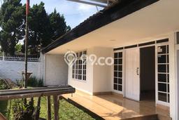 Rumah Antapani starategis pinggir jalan besar Rumah Antapani starategis pinggir jalan besar