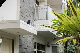 Rumah Eksklusif Siap Huni LT 404m2 di Regol, Bandung Rumah Eksklusif Siap Huni LT 404m2 di Regol, Bandung