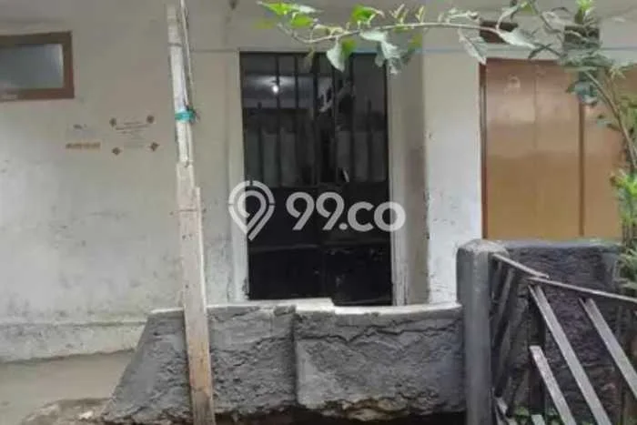 Dijual Kost di Sukajadi, Bandung, 8 KT, 2 KM, Luas 100m2 Dijual Kost di Sukajadi, Bandung, 8 KT, 2 KM, Luas 100m2