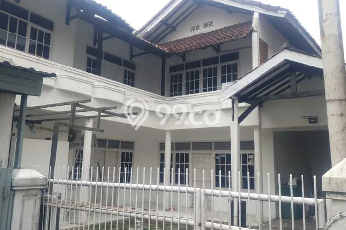Sewa Rumah Murah di Turangga Bandung dengan 5 KT Sewa Rumah Murah di Turangga Bandung dengan 5 KT