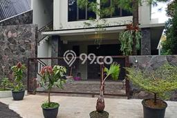 Rumah Modern Asri 2Lantai di Komplek Ciwaruga Gegerkalong Bandung Rumah Modern Asri 2Lantai di Komplek Ciwaruga Gegerkalong Bandung